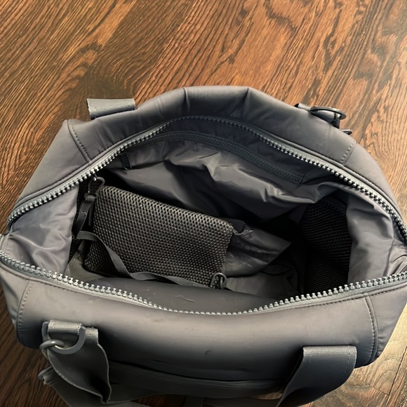 Dagne Dover Gray Travel Bag - Picture 3 of 4